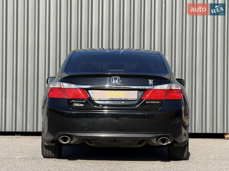 Седан Honda Accord 2015 в Киеве