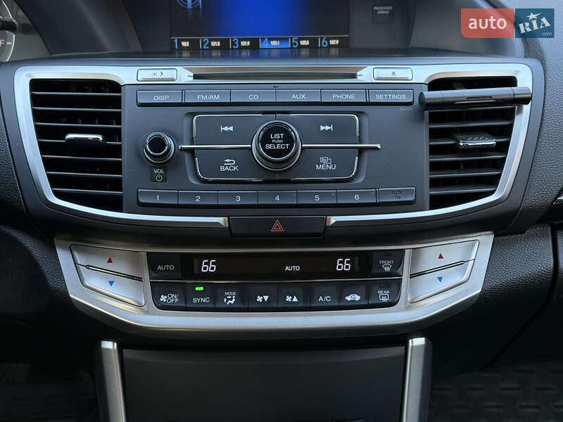 Седан Honda Accord 2015 в Киеве