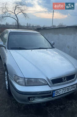 Седан Honda Accord 1997 в Жовкве