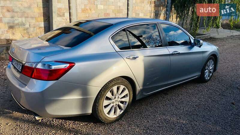 Седан Honda Accord 2013 в Одессе
