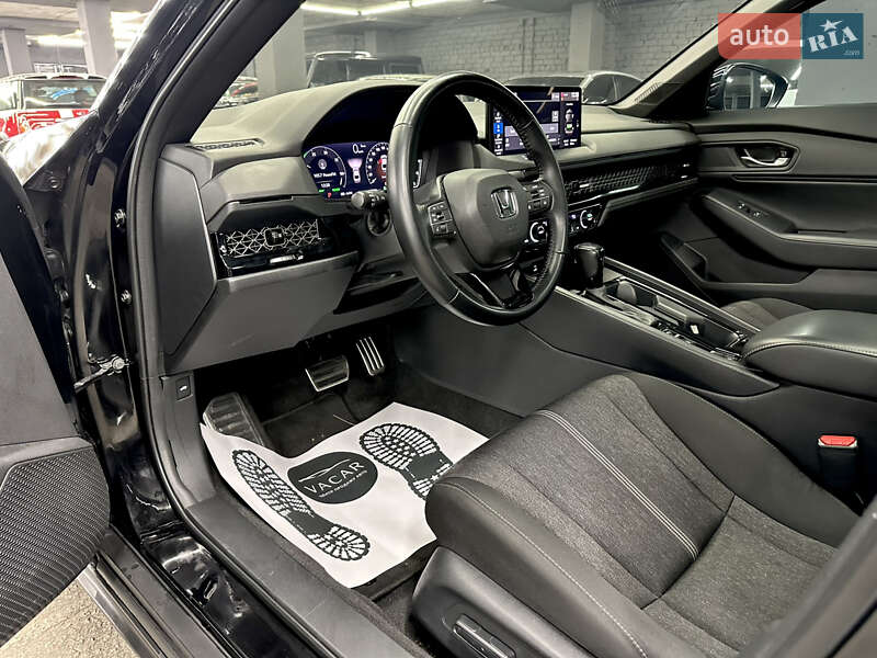 Седан Honda Accord 2023 в Харькове