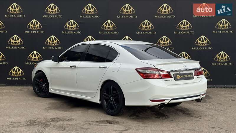 Седан Honda Accord 2016 в Киеве фото 4 Седан Honda Accord 2016 в Киеве