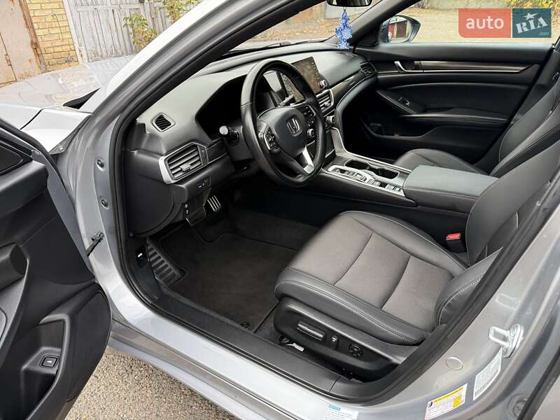 Седан Honda Accord 2022 в Киеве