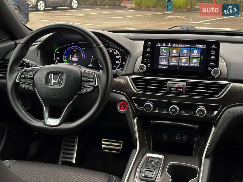 Седан Honda Accord 2022 в Киеве