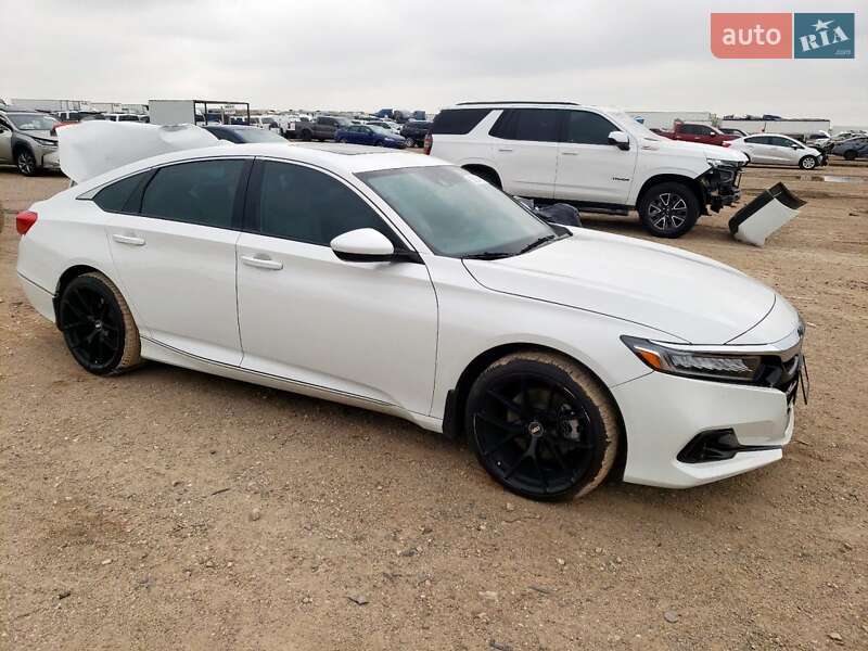 Седан Honda Accord 2021 в Киеве