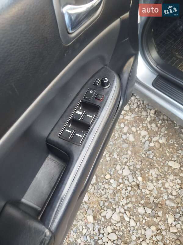 Седан Honda Accord 2004 в Ужгороде