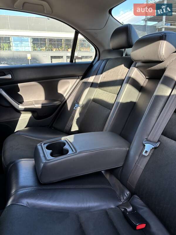 Седан Honda Accord 2004 в Києві