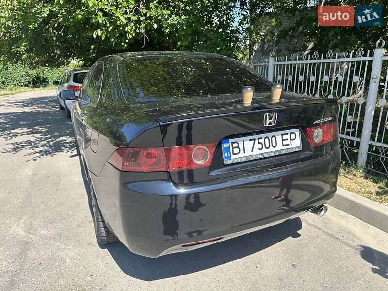 Седан Honda Accord 2005 в Кременчуге