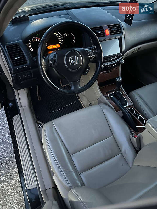 Седан Honda Accord 2006 в Одессе