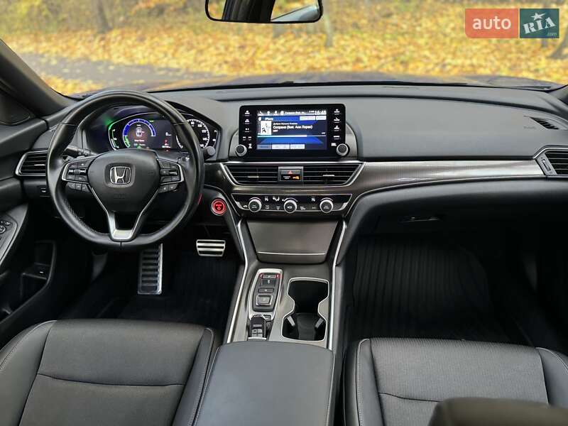 Седан Honda Accord 2022 в Білогородці