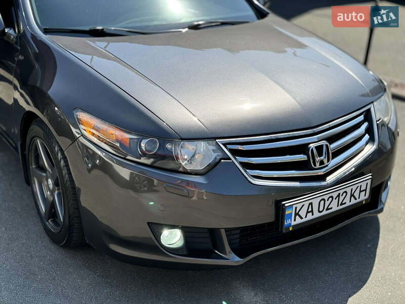 Седан Honda Accord 2008 в Киеве