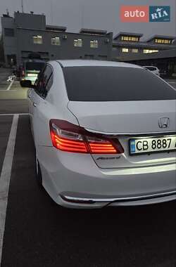 Седан Honda Accord 2017 в Киеве