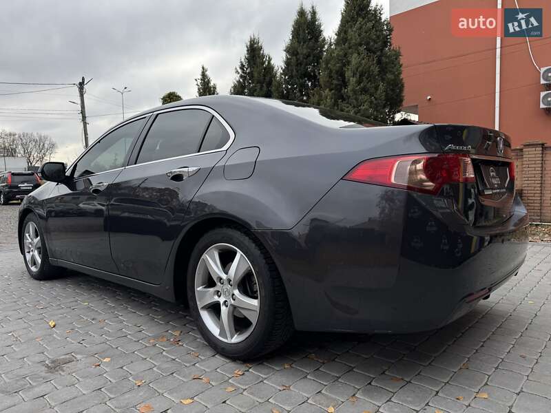 Седан Honda Accord 2012 в Виннице