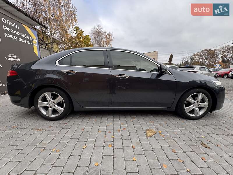 Седан Honda Accord 2012 в Виннице