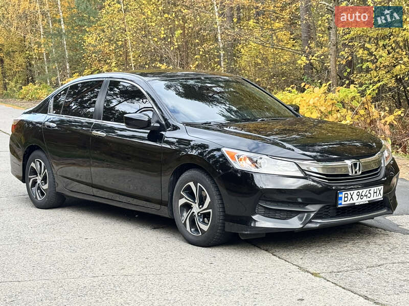 Седан Honda Accord 2017 в Нетішині