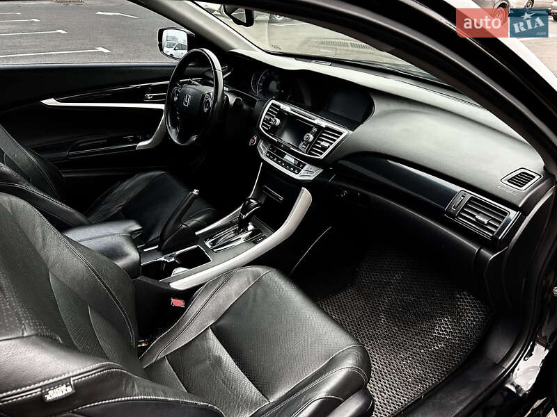 Купе Honda Accord 2015 в Кривом Роге