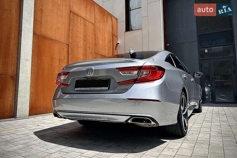 Седан Honda Accord 2018 в Киеве фото 7 Седан Honda Accord 2018 в Киеве