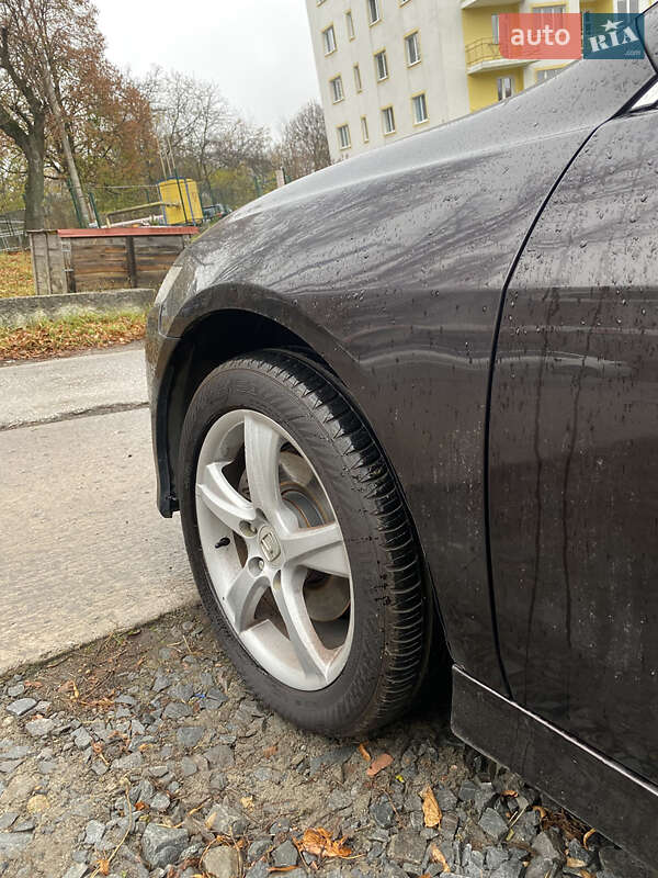 Седан Honda Accord 2006 в Львове