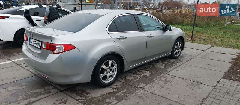 Седан Honda Accord 2009 в Киеве