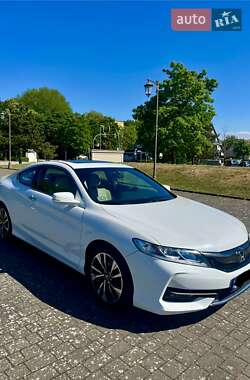 Купе Honda Accord 2016 в Киеве