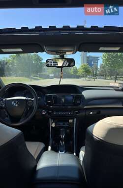 Купе Honda Accord 2016 в Киеве