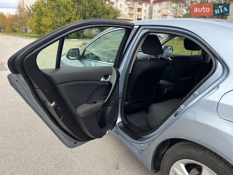 Седан Honda Accord 2013 в Богуславе фото 49 Седан Honda Accord 2013 в Богуславе