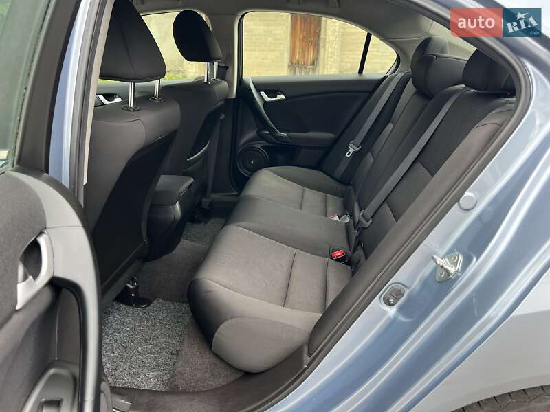 Седан Honda Accord 2013 в Богуславе фото 51 Седан Honda Accord 2013 в Богуславе