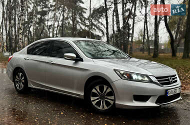 Седан Honda Accord 2013 в Охтирці