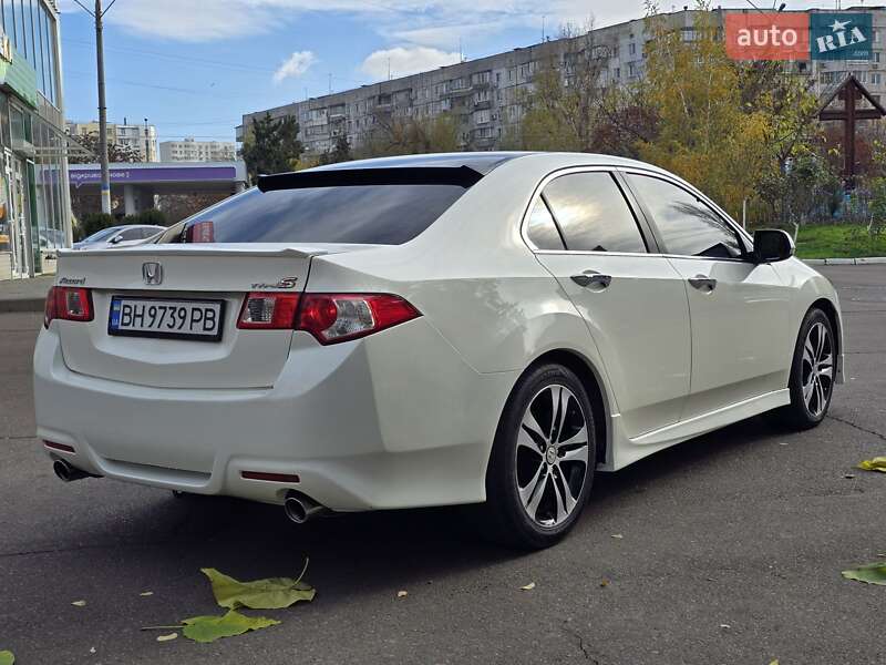 Седан Honda Accord 2010 в Одессе