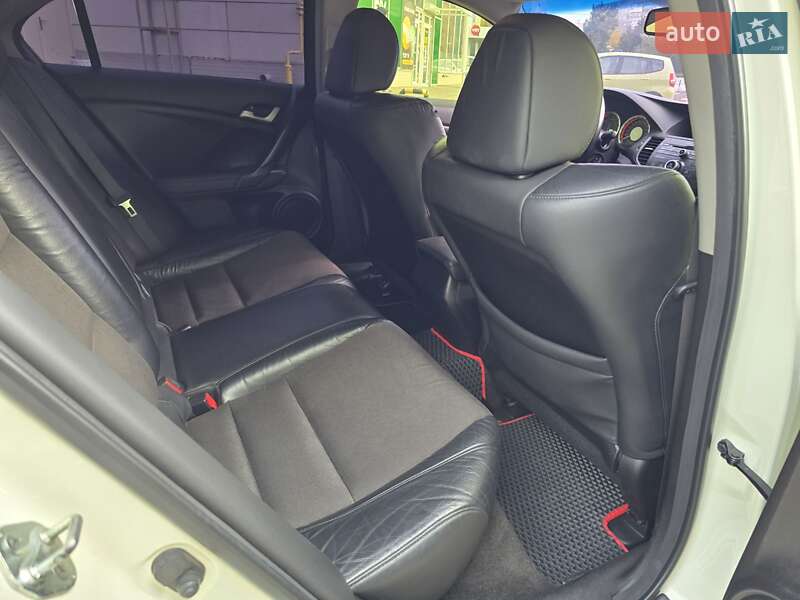 Седан Honda Accord 2010 в Одессе