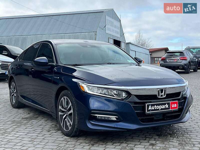 Седан Honda Accord 2019 в Львове