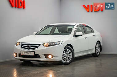 Седан Honda Accord 2012 в Києві