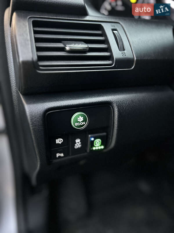 Седан Honda Accord 2013 в Киеве фото 15 Седан Honda Accord 2013 в Киеве