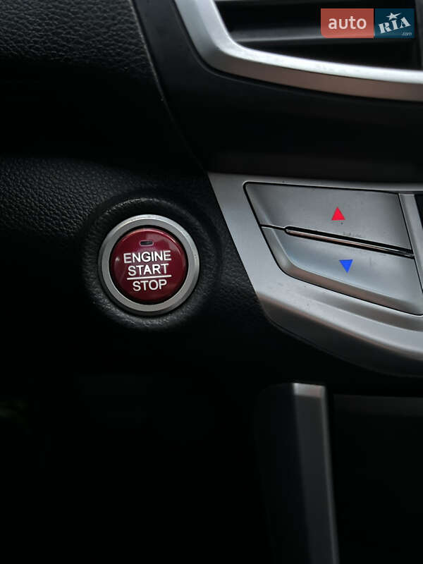 Седан Honda Accord 2013 в Киеве фото 17 Седан Honda Accord 2013 в Киеве