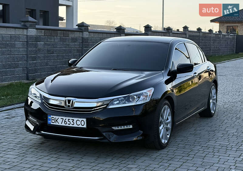 Седан Honda Accord 2015 в Ровно фото 3 Седан Honda Accord 2015 в Ровно