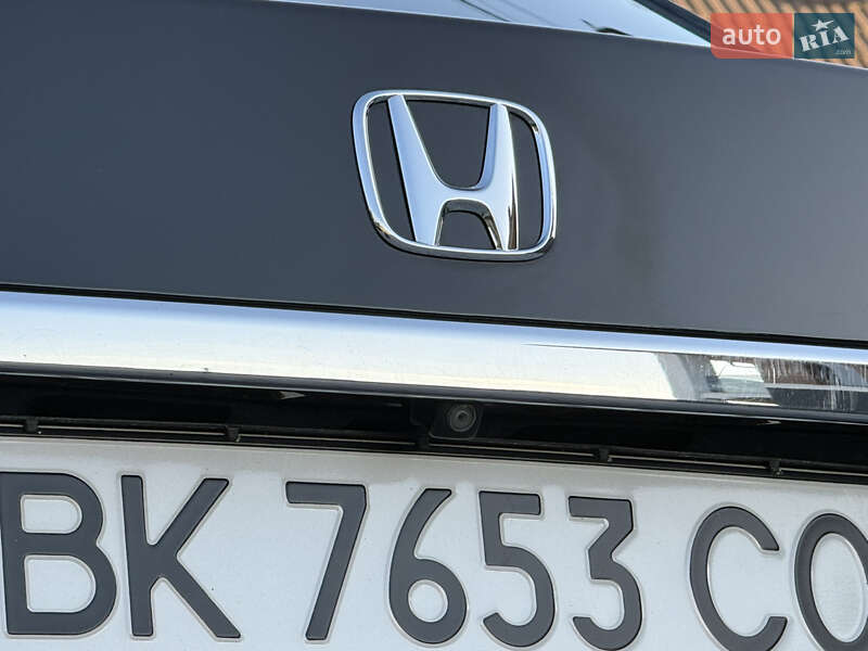 Седан Honda Accord 2015 в Ровно фото 26 Седан Honda Accord 2015 в Ровно