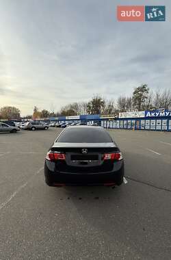 Седан Honda Accord 2011 в Киеве