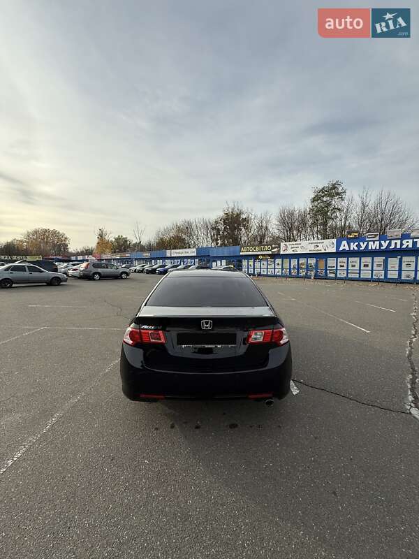 Седан Honda Accord 2011 в Киеве