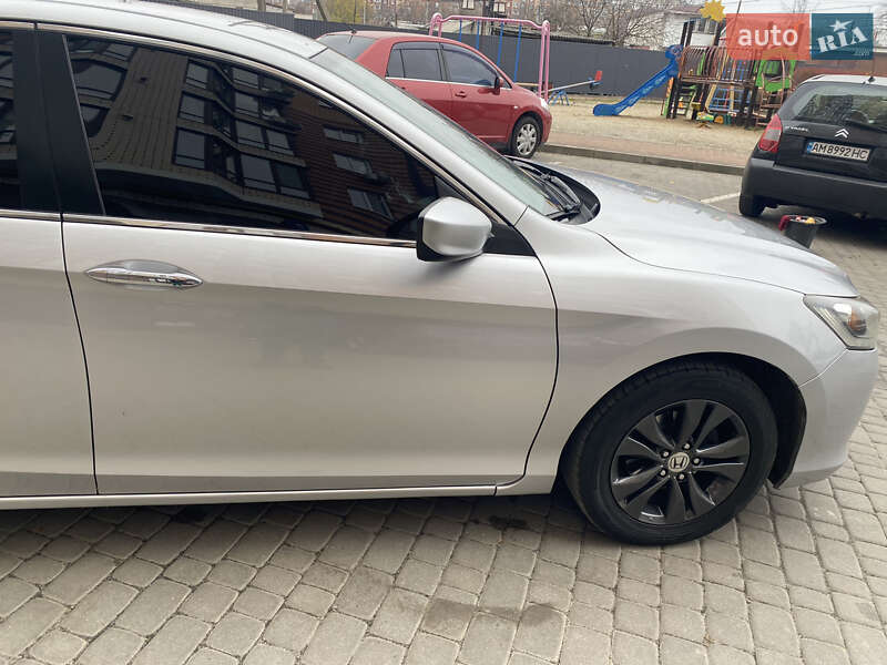 Седан Honda Accord 2014 в Житомире фото 15 Седан Honda Accord 2014 в Житомире
