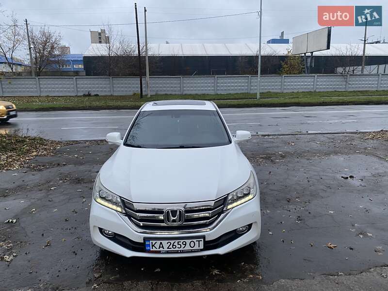 Седан Honda Accord 2014 в Києві фото Седан Honda Accord 2014 в Києві