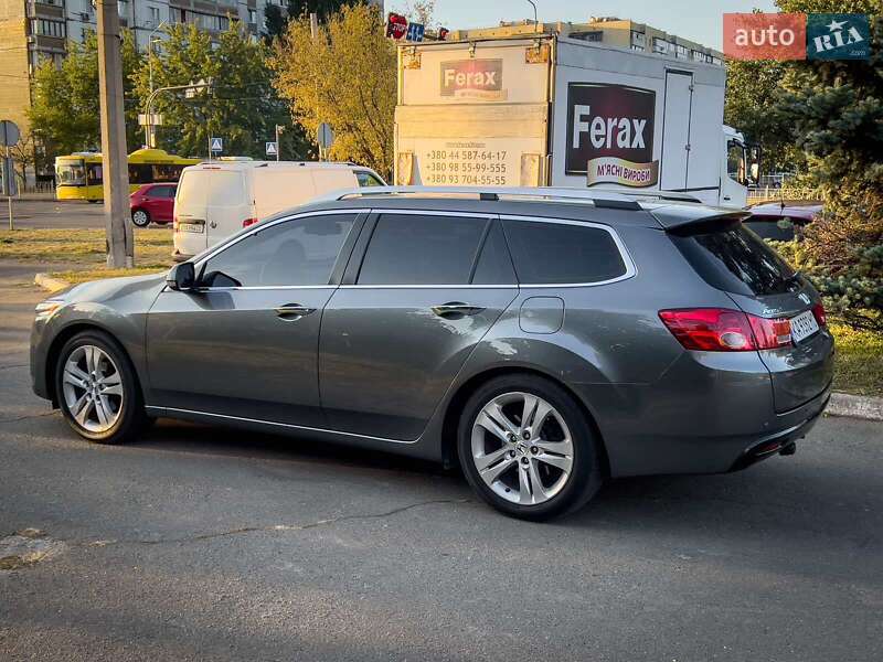 Седан Honda Accord 2009 в Киеве