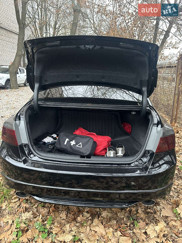 Седан Honda Accord 2013 в Днепре