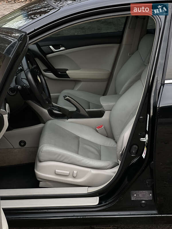 Седан Honda Accord 2008 в Києві