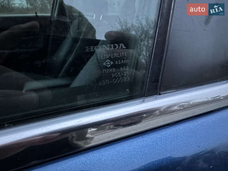 Седан Honda Accord 2003 в Киеве фото 12 Седан Honda Accord 2003 в Киеве