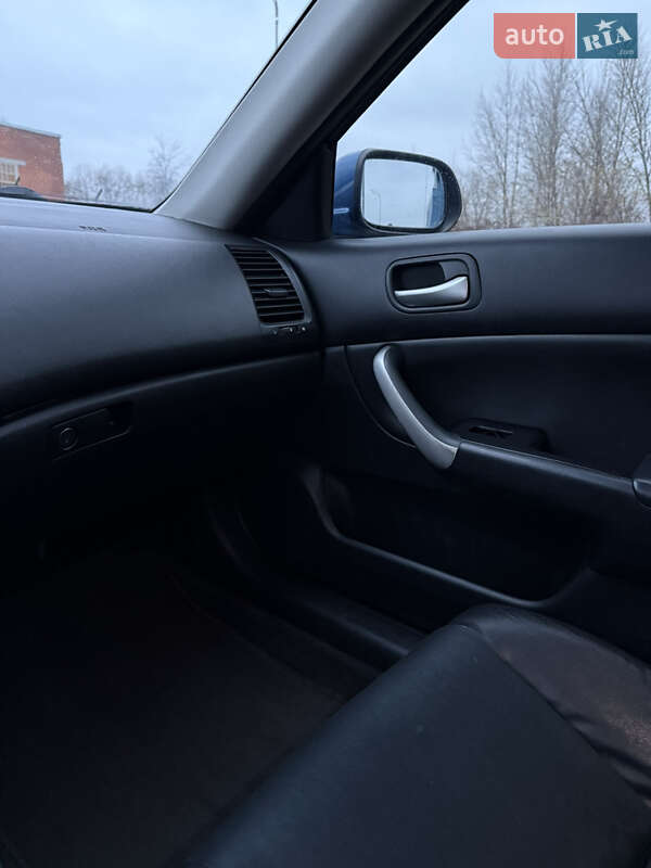 Седан Honda Accord 2003 в Киеве фото 20 Седан Honda Accord 2003 в Киеве