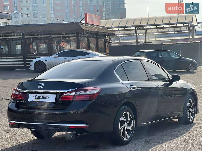 Седан Honda Accord 2016 в Одессе