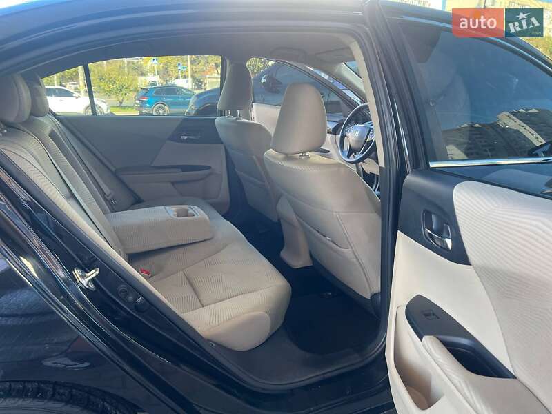 Седан Honda Accord 2016 в Одессе