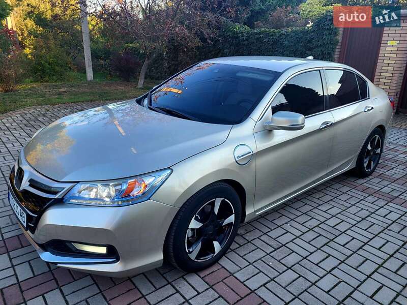 Седан Honda Accord 2013 в Запорожье
