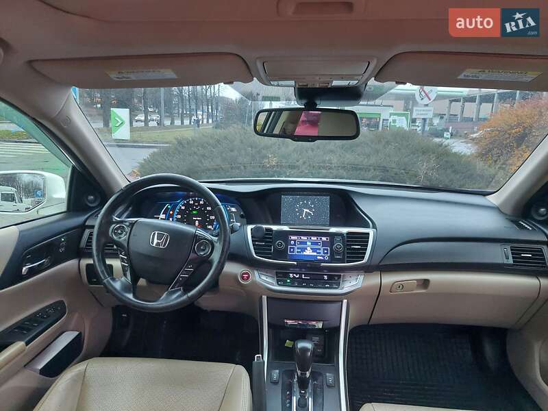 Седан Honda Accord 2014 в Дніпрі