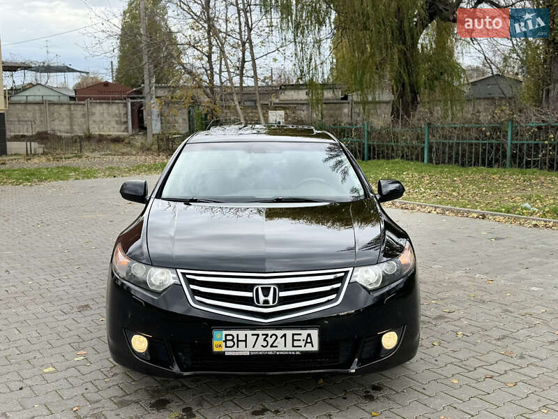 Седан Honda Accord 2008 в Черноморске